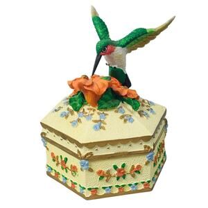 Vintage 2001 Holsted House Ruby Throated Hummingbird Wings of Love Music Box